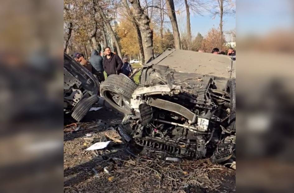 Тошкентда Hongqi ва BYD тўқнашиб, улардан бири иккига бўлиниб кетди